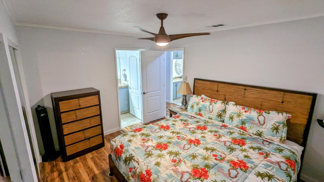 Appartement Seaspray Oceanview à Kailua-Kona Extérieur photo